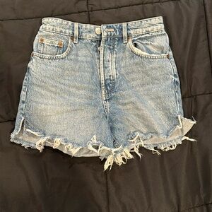 Medium wash Jean shorts